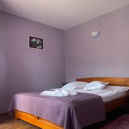 Todi Mansion Guest house *